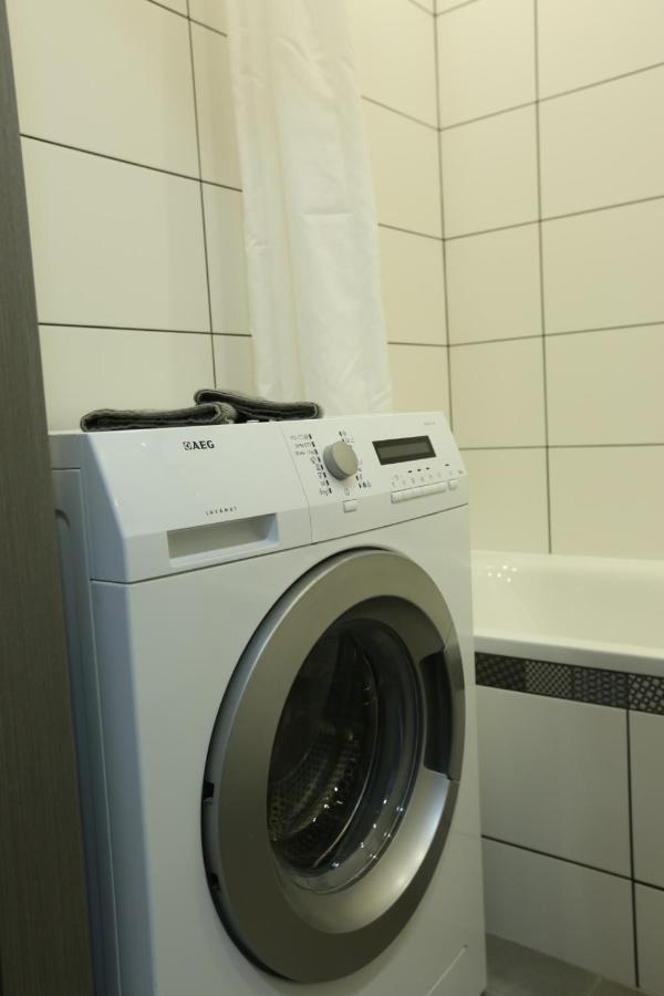 Comfy 2 Room Apartment - Free Parking - 350Mbps Wifi - Netflix Kaunas Dış mekan fotoğraf