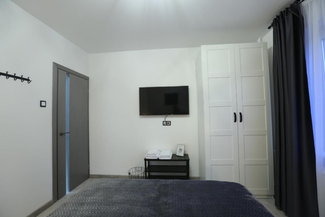 Comfy 2 Room Apartment - Free Parking - 350Mbps Wifi - Netflix Kaunas Dış mekan fotoğraf