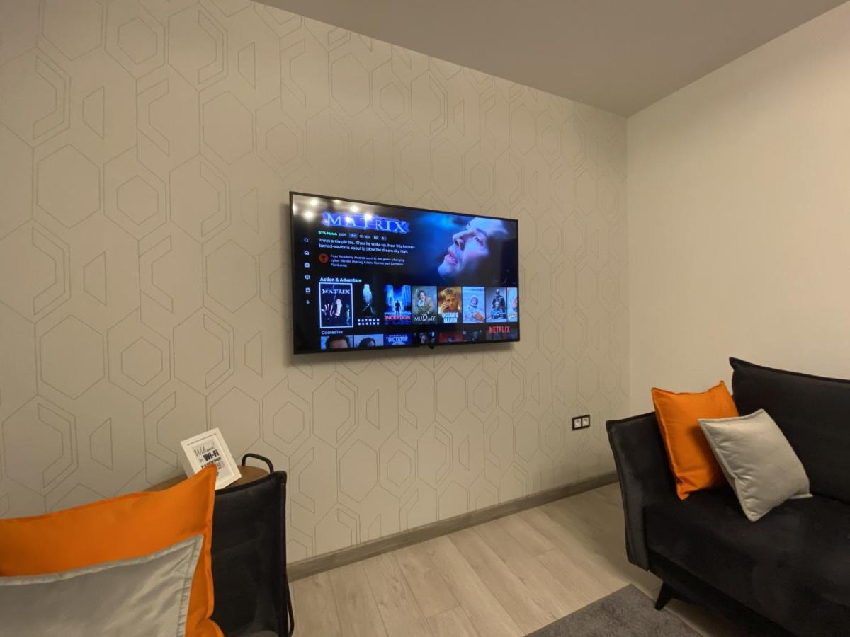 Comfy 2 Room Apartment - Free Parking - 350Mbps Wifi - Netflix Kaunas Dış mekan fotoğraf